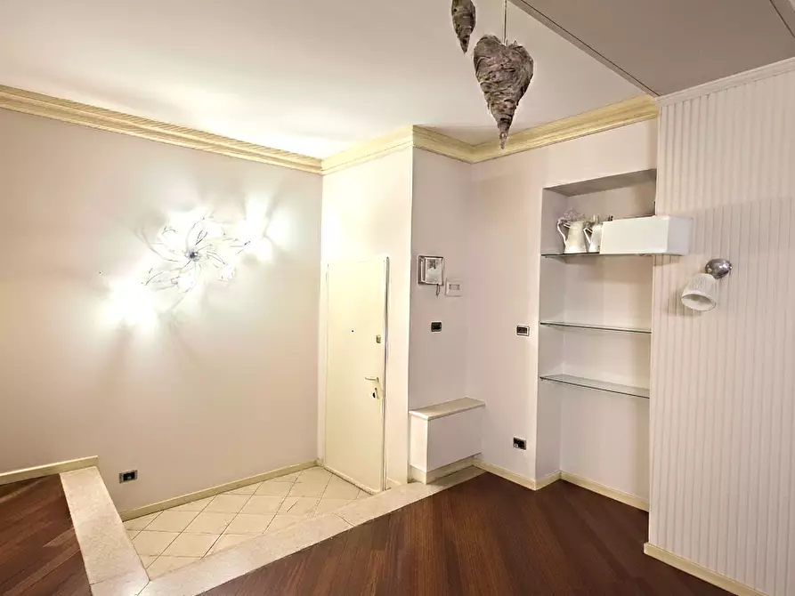 Immagine 3 di Quadrilocale in vendita  in Corso Martiri della Libertà a Brescia