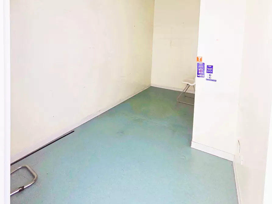 Immagine 13 di Ufficio in affitto  in Via Orzinuovi a Brescia