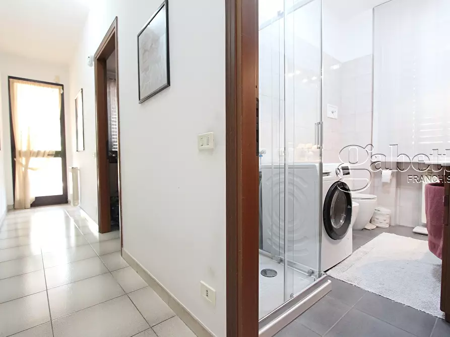 Immagine 18 di Villa in vendita  a Parabiago