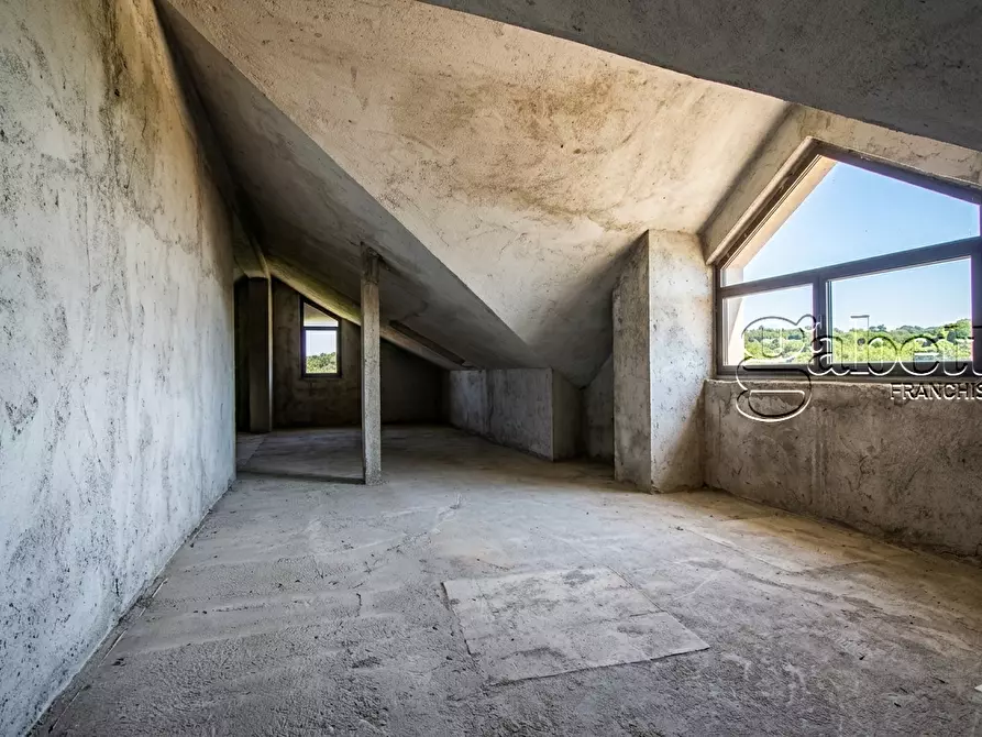 Immagine 41 di Villa in vendita  a Parabiago