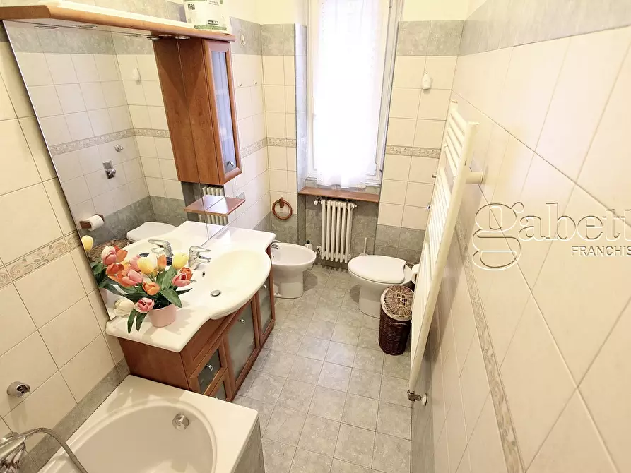 Immagine 19 di Pentalocale in vendita  in Via Cornaggia 20 a Rho