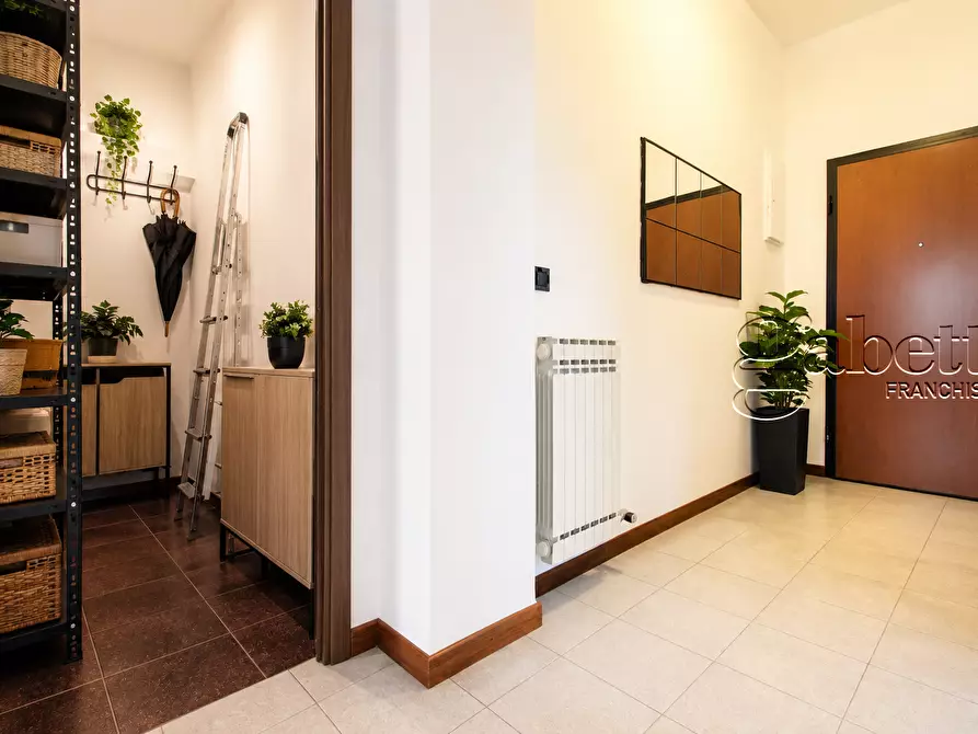 Immagine 12 di Bilocale in vendita  in Via Milano a Rho