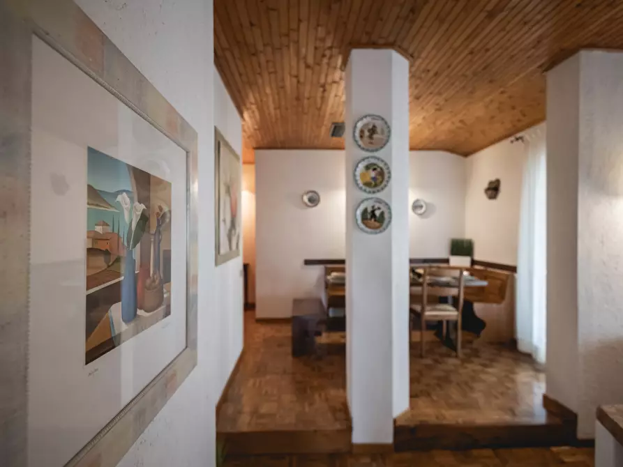 Immagine 21 di Villa in vendita  in Strada Provinciale 6 56 a Montecopiolo