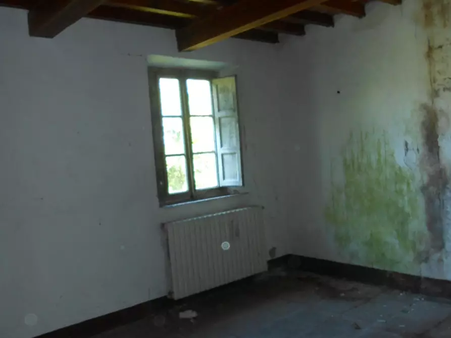Immagine 31 di Rustico / casale in vendita  in via della pieve a Capannori