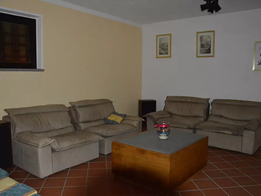 Immagine 43 di Villa in vendita  in Via della Chiesa XXIV a Lucca