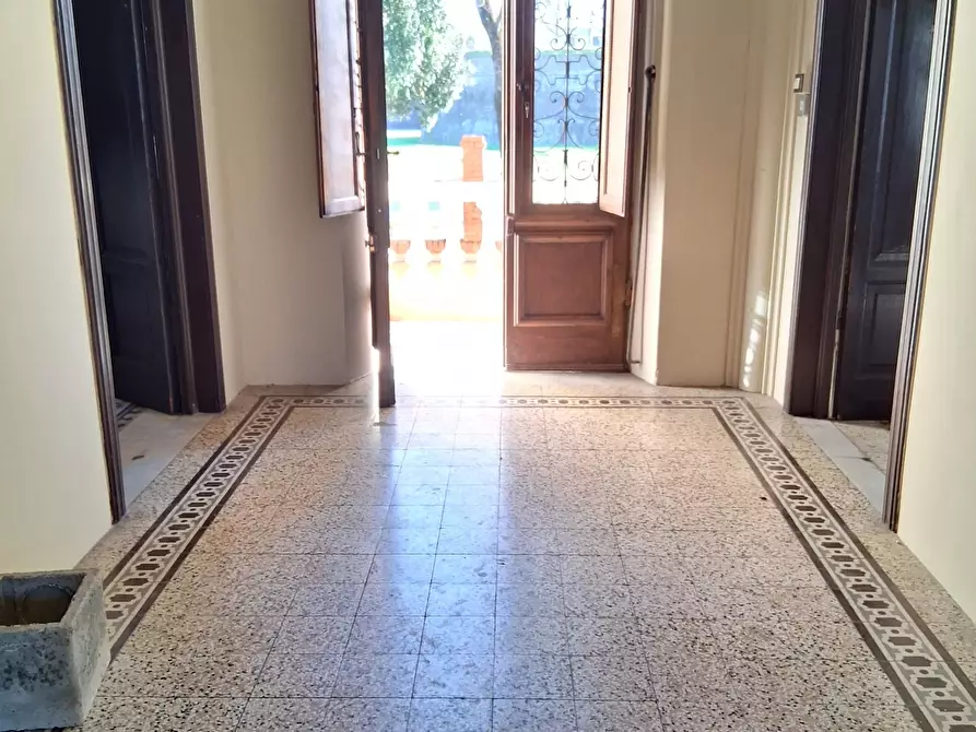 Immagine 15 di Ufficio in affitto  in Via C. Angeloni a Lucca