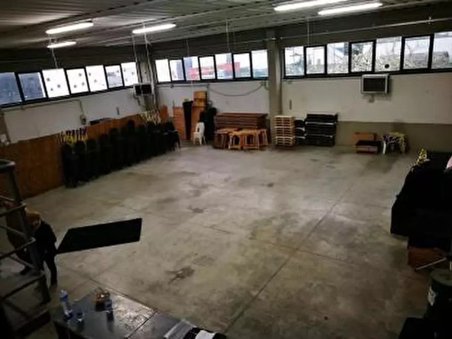 Immagine 8 di Attività artigianale in vendita  in Via Sant' Andrea a Santa Croce Sull'arno