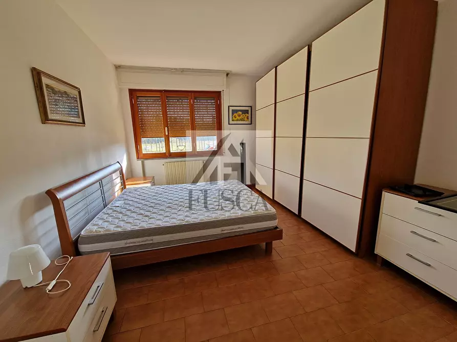 Immagine 7 di Bilocale in vendita  in Viale G. Puccini 433 a Lucca