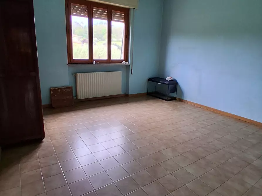 Immagine 12 di Pentalocale in vendita  in Via per Camaiore a Lucca