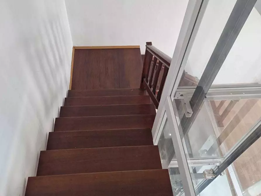 Immagine 15 di Locale commerciale in affitto  in Via Sarzanese 533 a Lucca