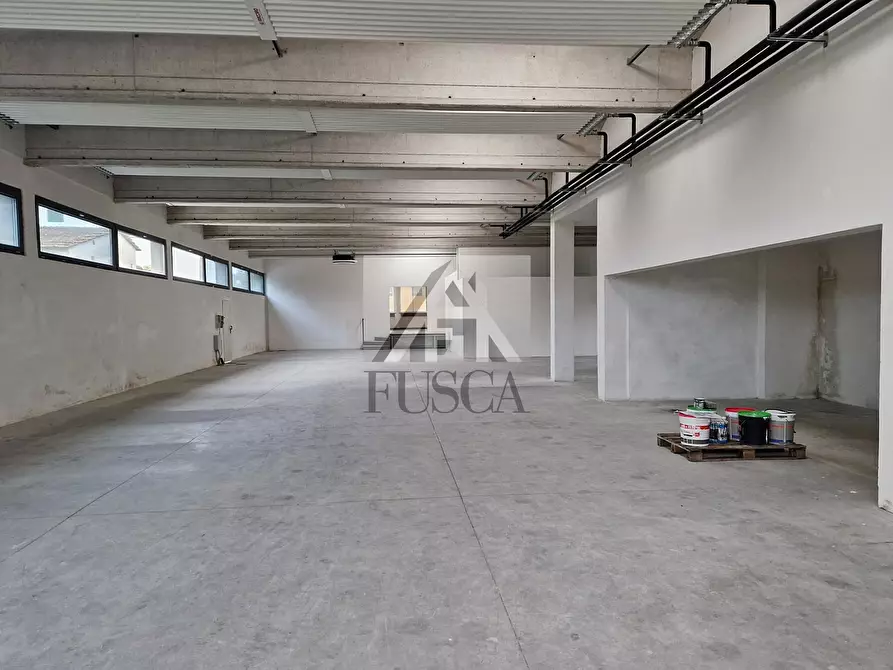 Immagine 2 di Attività artigianale in affitto  in Via di Sant'Alessio 754/A a Lucca