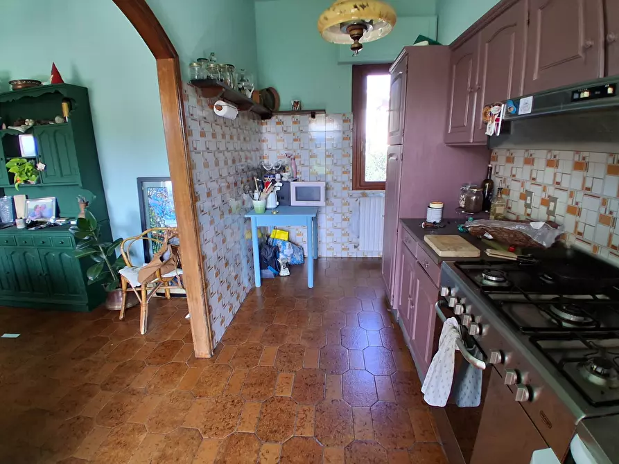 Immagine 11 di Casa bifamiliare in vendita  in Via dei Pellegrini a Lucca