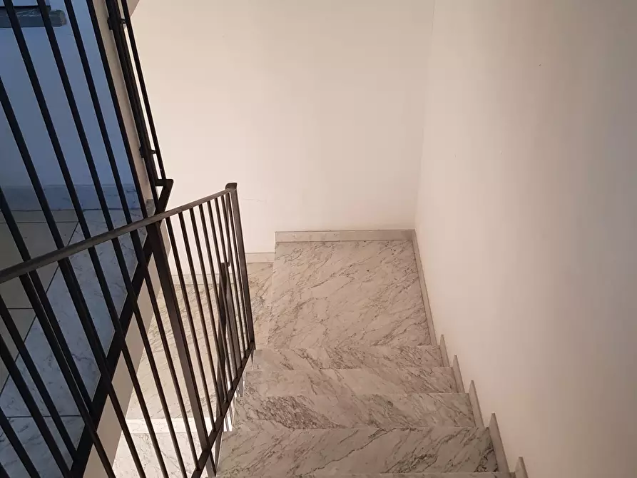 Immagine 10 di Trilocale in vendita  in Via Romana a Capannori