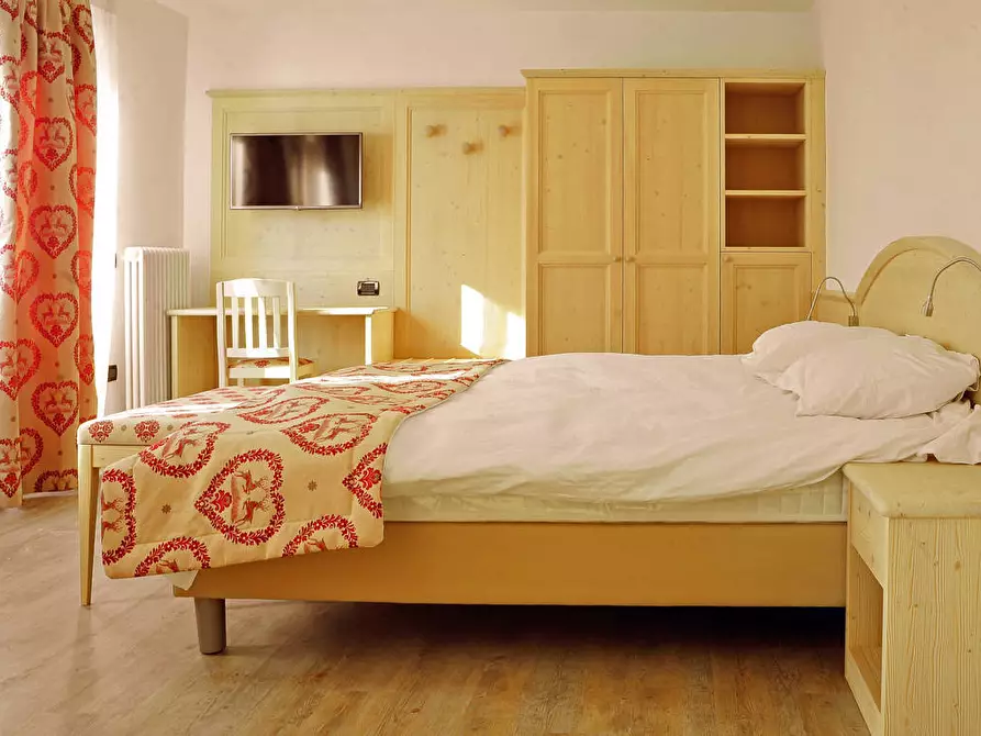 Immagine 3 di Albergo/B&B/Residence in vendita  in Via Arcivescovato a Lucca