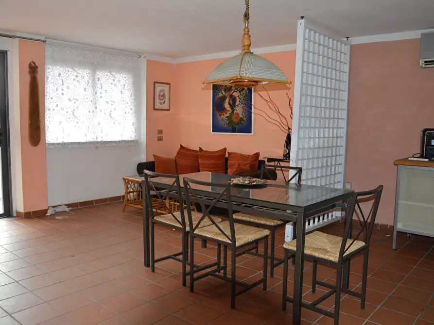 Immagine 45 di Villa in vendita  in Via della Chiesa XXIV a Lucca