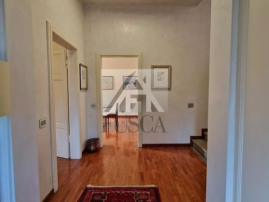 Immagine 9 di Villa in vendita  in Via Enrico Pea a Lucca