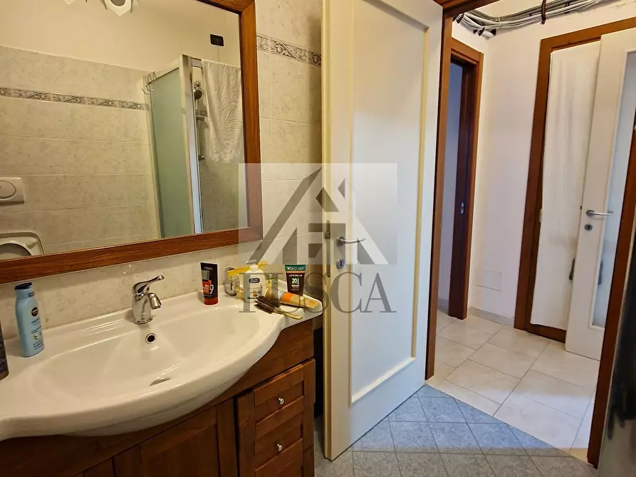 Immagine 7 di Trilocale in vendita  in Traversa I Via Romana a Lucca