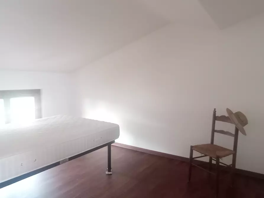 Immagine 13 di Casa semindipendente in vendita  a Massarosa