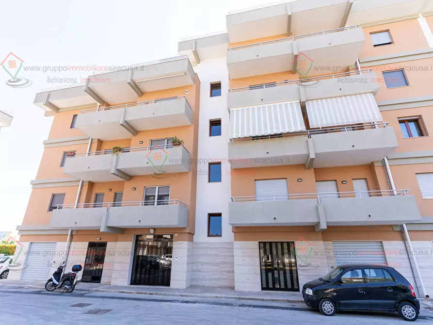 Immagine 28 di Pentalocale in vendita  a Siracusa