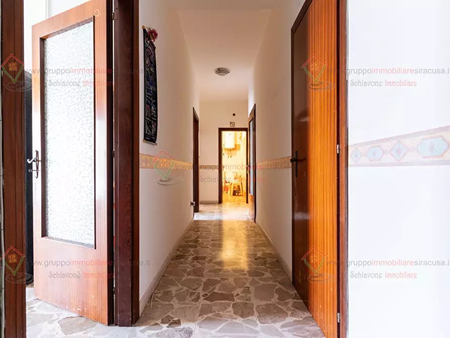 Immagine 6 di Trilocale in vendita  a Siracusa