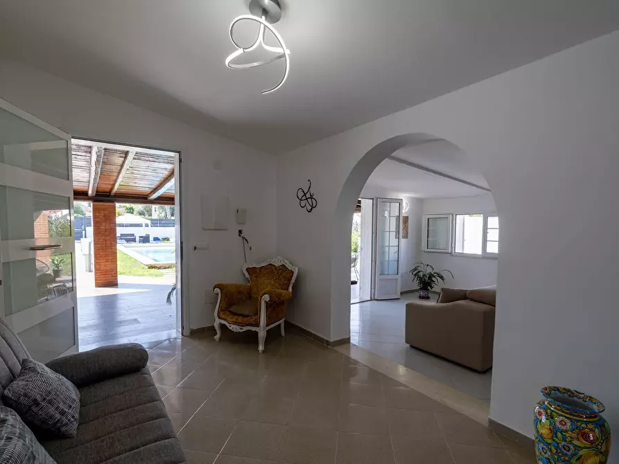 Immagine 24 di Villa in vendita  a Siracusa