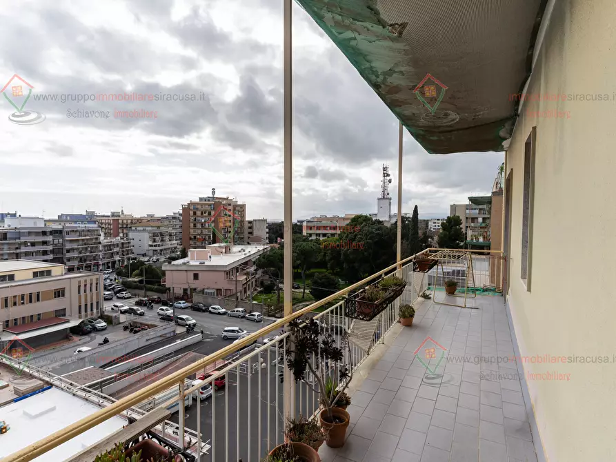 Immagine 21 di Pentalocale in affitto  a Siracusa