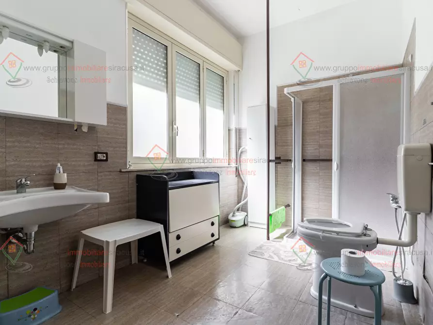 Immagine 18 di Appartamento in vendita  a Siracusa