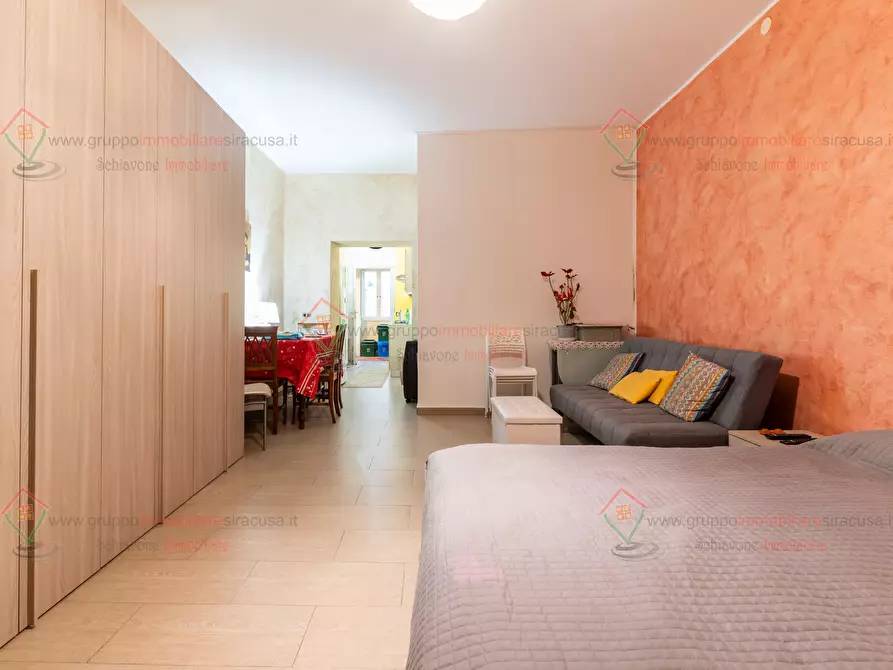 Immagine 4 di Trilocale in vendita  a Siracusa