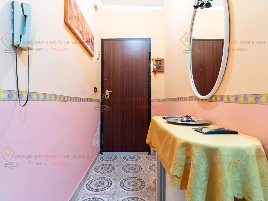 Immagine 2 di Trilocale in vendita  a Siracusa