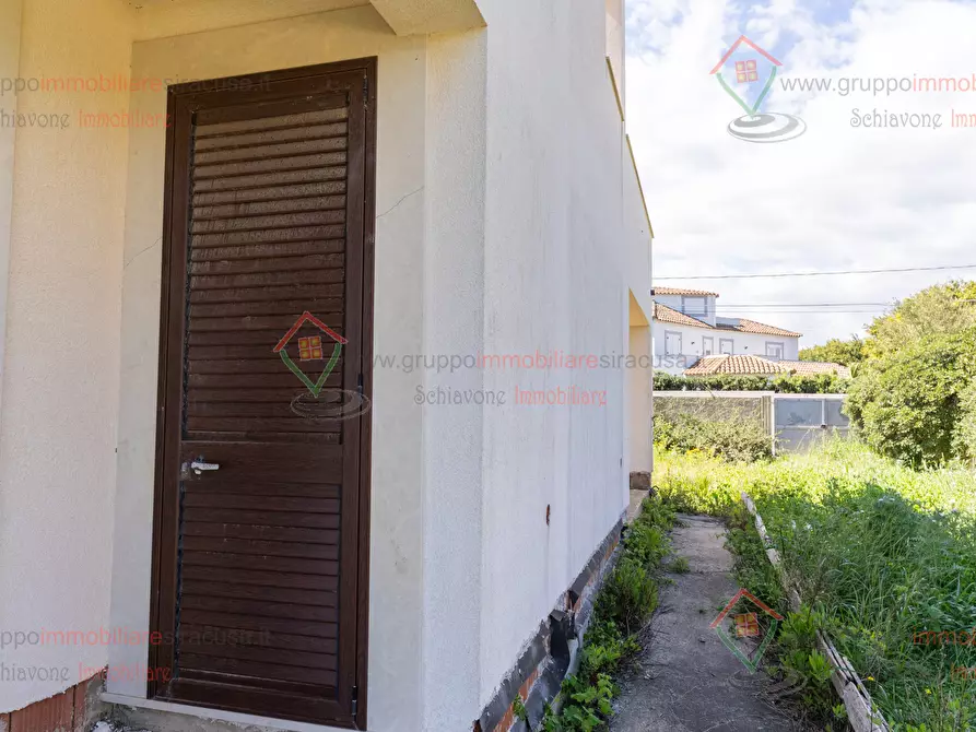 Immagine 27 di Casa bifamiliare in vendita  a Siracusa