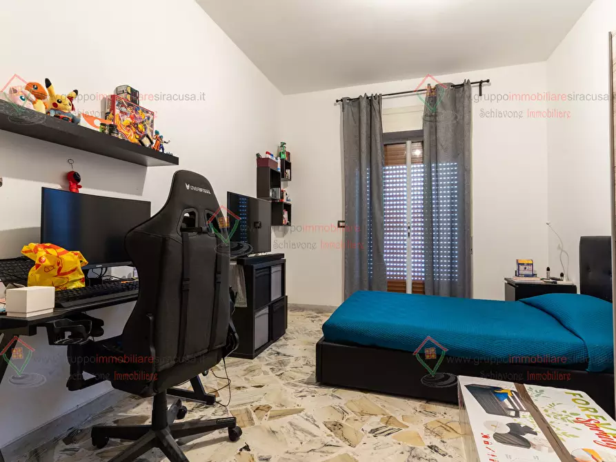 Immagine 10 di Pentalocale in vendita  a Siracusa