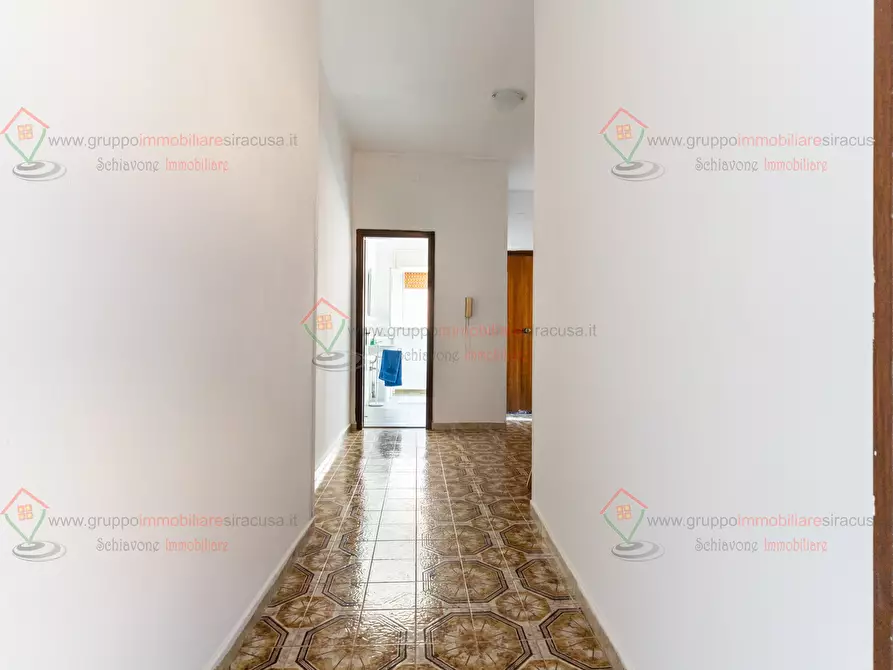 Immagine 13 di Quadrilocale in vendita  a Siracusa