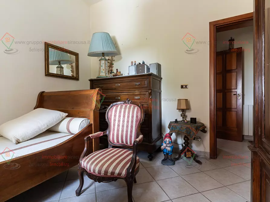 Immagine 22 di Villa in vendita  a Siracusa