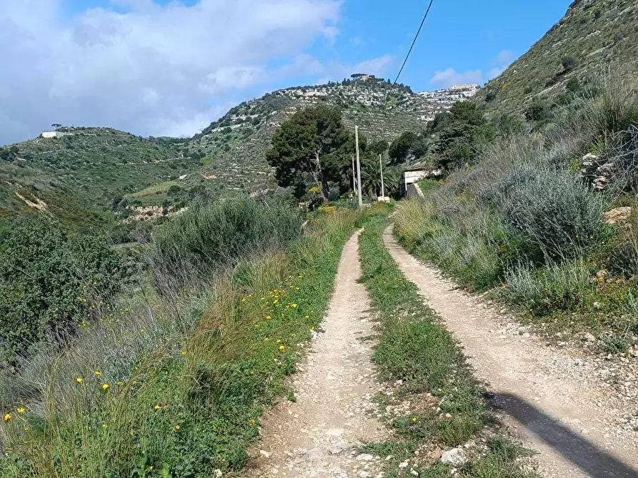 terreno agricolo in vendita ad Avola