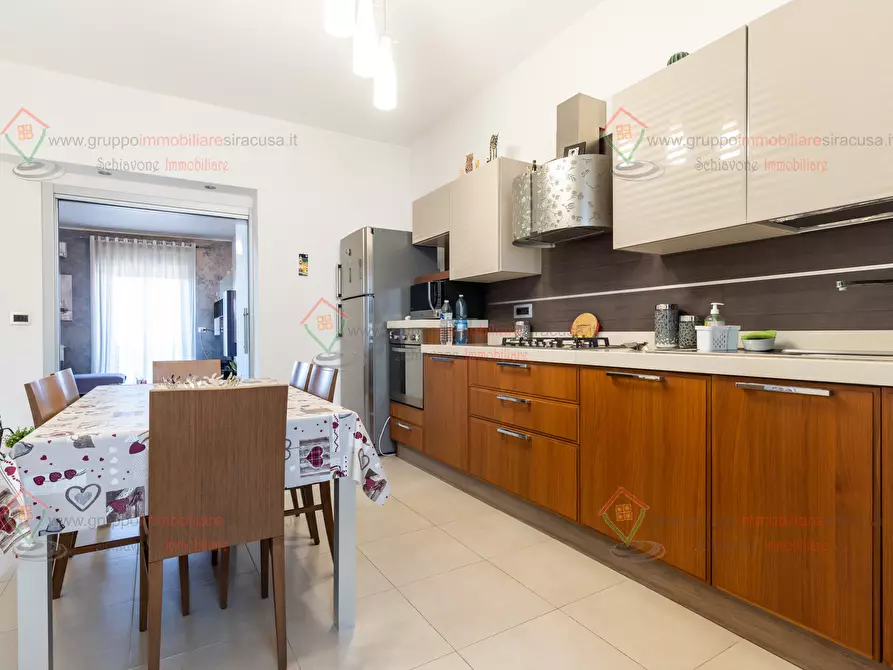 Immagine 8 di Pentalocale in vendita  a Siracusa