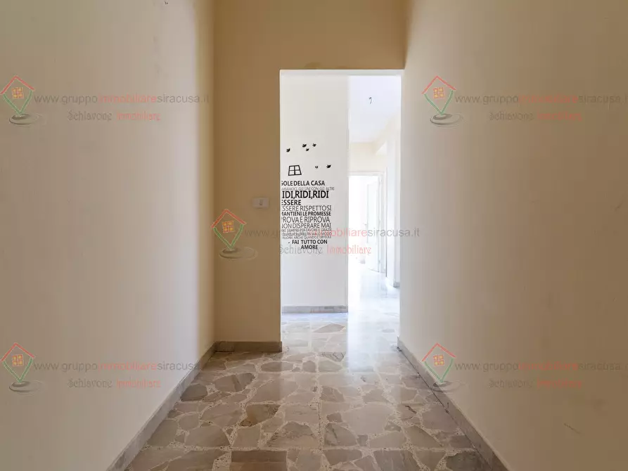 Immagine 4 di Quadrilocale in vendita  a Siracusa