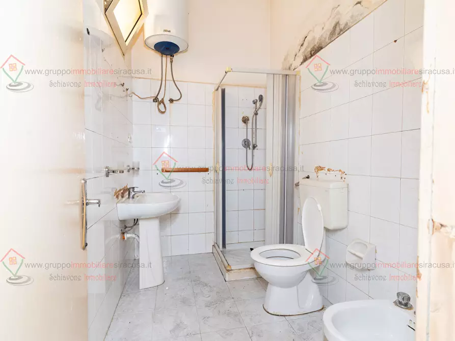 Immagine 12 di Casa indipendente in vendita  a Floridia