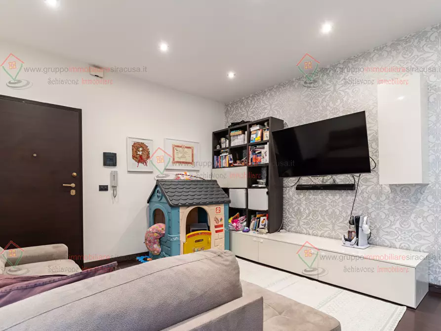 Immagine 4 di Trilocale in vendita  a Siracusa