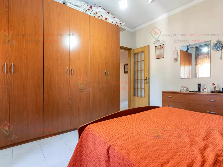Immagine 17 di Pentalocale in vendita  a Siracusa