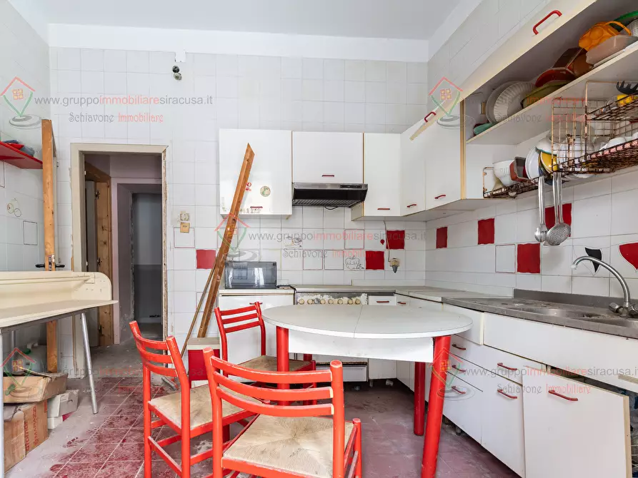 Immagine 10 di Pentalocale in vendita  a Siracusa