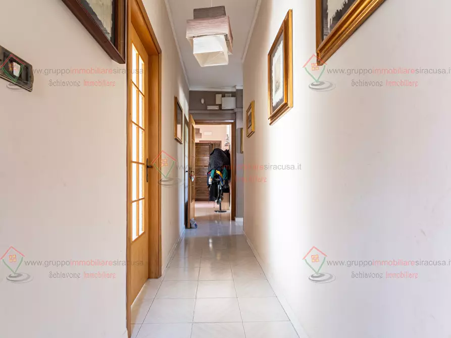 Immagine 24 di Pentalocale in vendita  a Siracusa