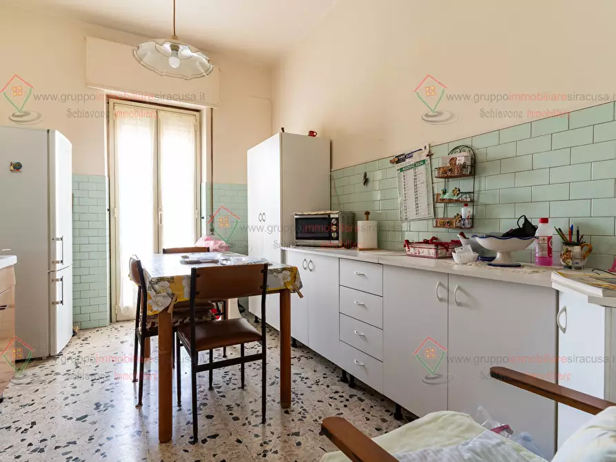 Immagine 14 di Trilocale in vendita  a Siracusa