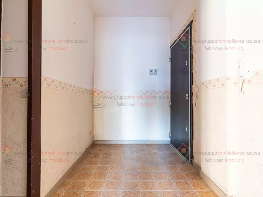 Immagine 5 di Pentalocale in vendita  a Siracusa