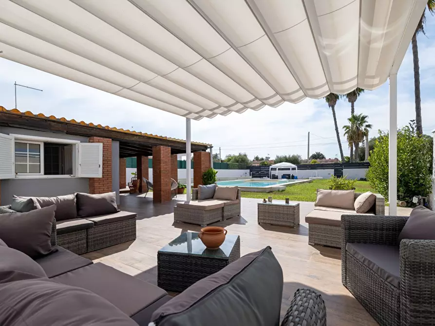 Immagine 25 di Villa in vendita  a Siracusa