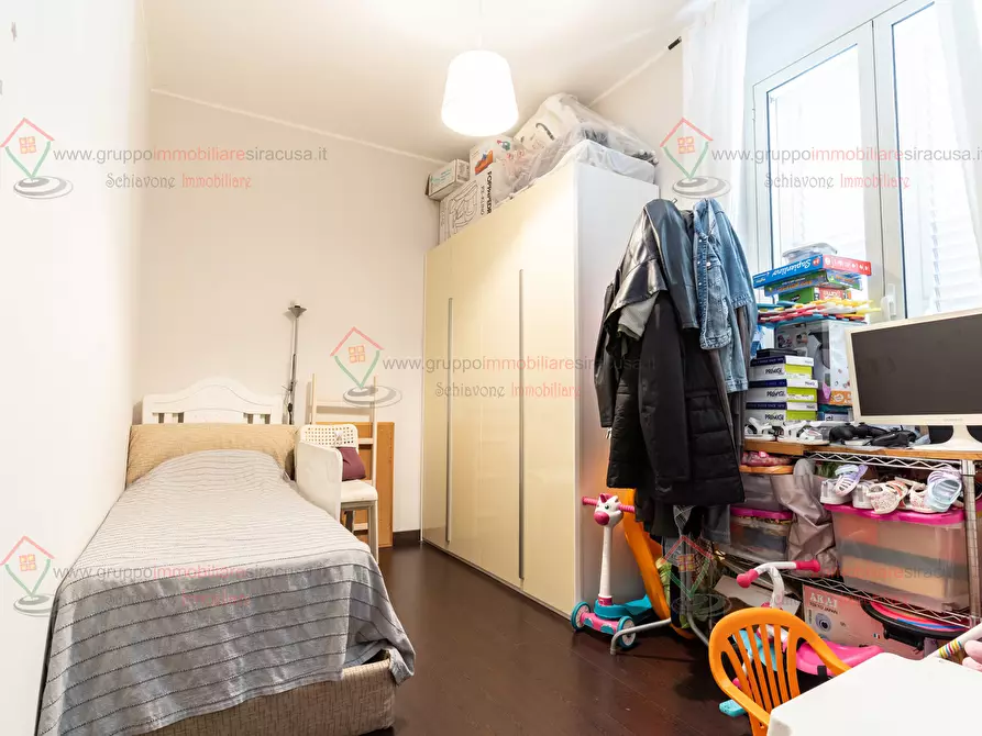 Immagine 10 di Trilocale in vendita  a Siracusa
