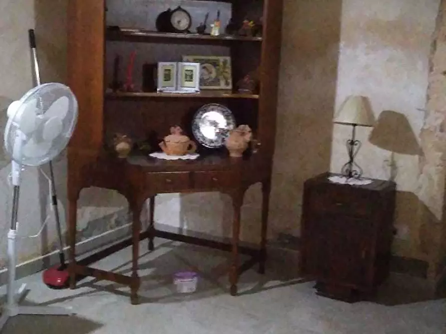 Immagine 4 di Casa indipendente in vendita  a Canicattini Bagni