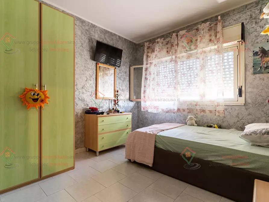 Immagine 9 di Quadrilocale in vendita  a Floridia