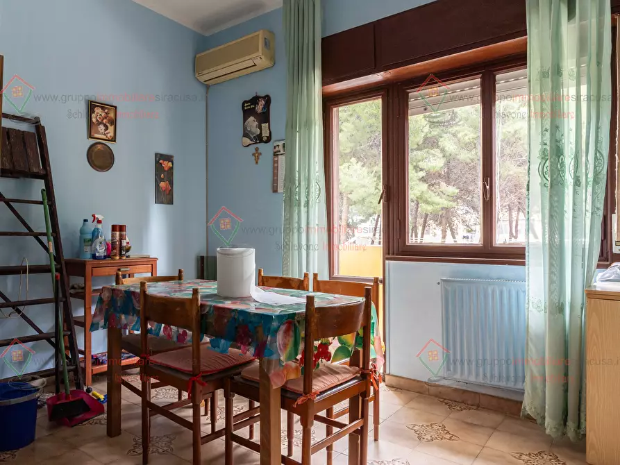 Immagine 11 di Quadrilocale in vendita  a Siracusa