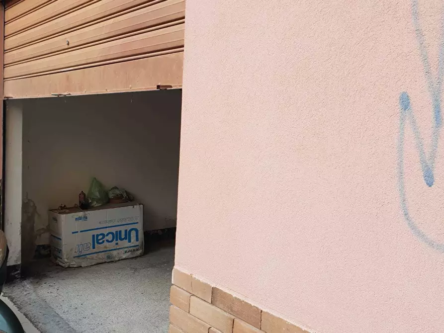 Immagine 6 di Garage in vendita  a Siracusa