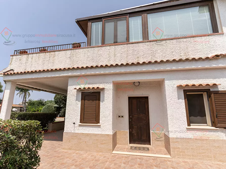 Immagine 32 di Villa in vendita  a Siracusa